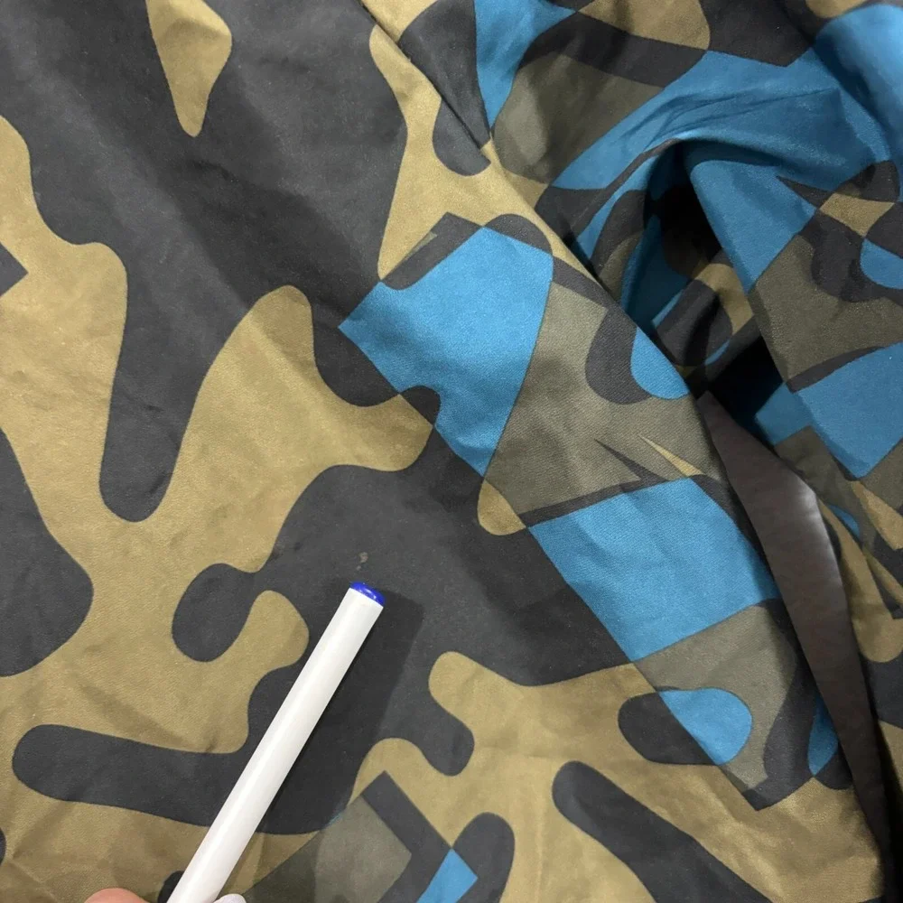 NIKE Running‎ Essentials Jacket Men M Green Blue Camo Reflective Print Hooded